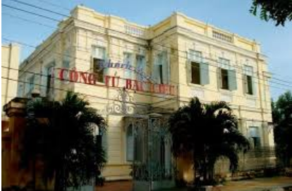Nhà cong tu bạc liêu